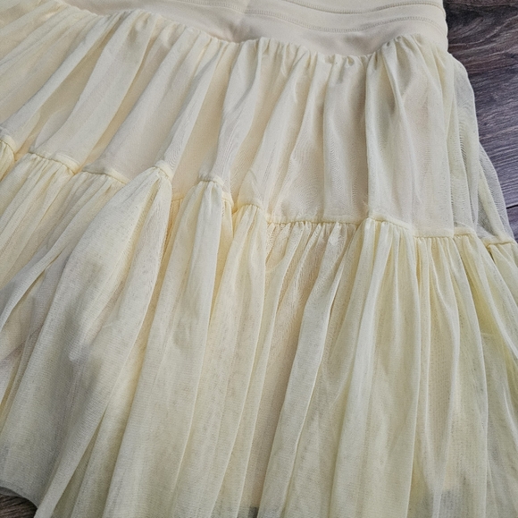 Light Yellow Popflex Pirouette Skirt - Picture 3 of 5